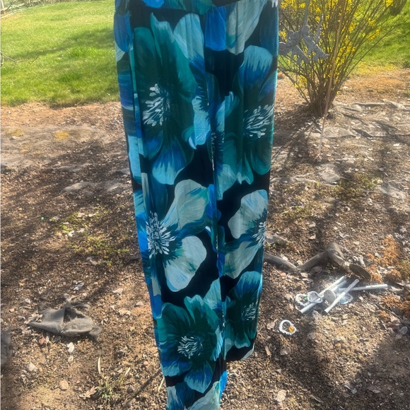 Forever 21 Blue & Teal Floral Wide Leg Pants - Picture 4 of 6